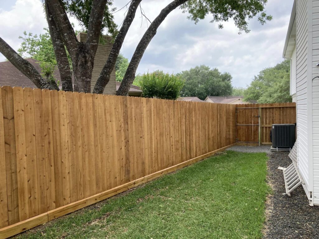 Best Fence Contractor for Privacy Fence Installation | Wood